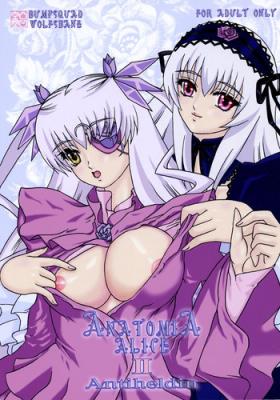 ANATOMIA ALICE II Antiheldin